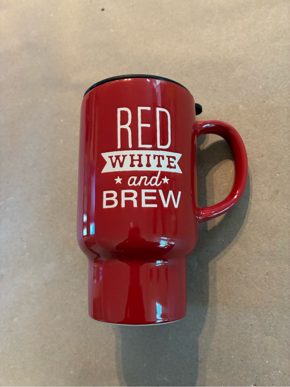 16oz Red Ceramic Travel Mug with Handle – 'Red White and Brew' Design